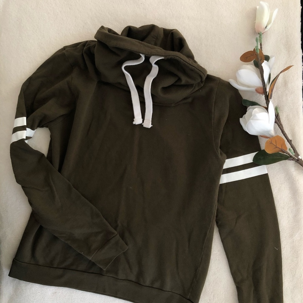Women’s sweater